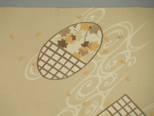 画像8: 手描友禅 染帯 円窓に流水もみじ (8)