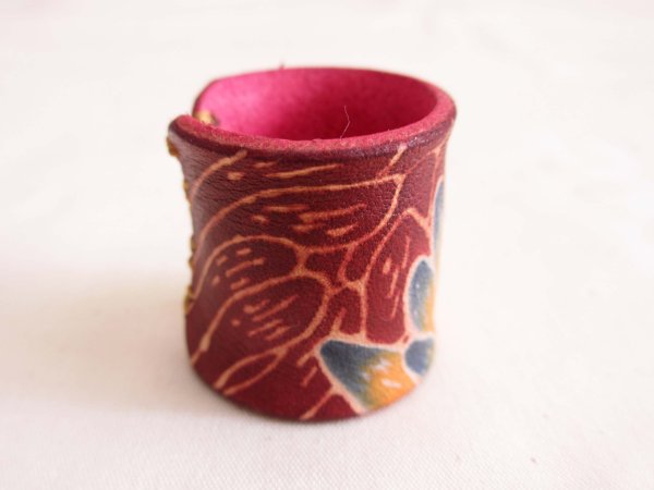 画像2: 手描き友禅　革　スカーフリング　菊+糸目上げ (2)