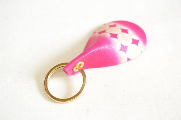 画像2: 手描き友禅 レザー キーリング 七宝 (2)