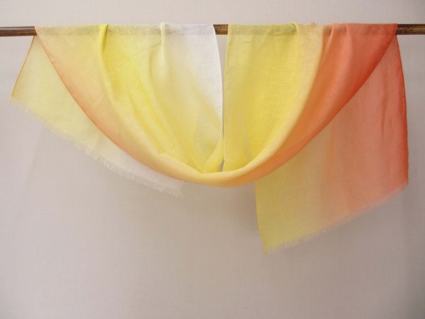 画像10: 刷毛染めストール　空模様オレンジ (10)