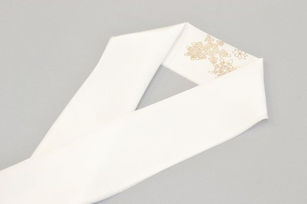 画像2: 手描友禅 半衿「ちらり」雪結晶 (2)