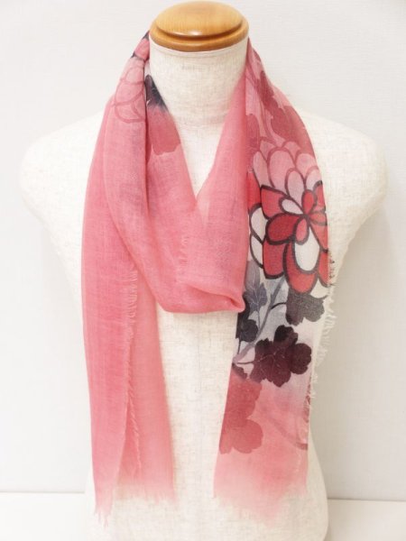 画像2: 手描友禅 カシミヤストール こもれび 菊 ピンク 墨 (2)