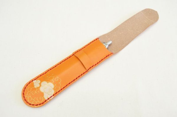 画像3: 手描友禅 レザー フラップペンケース　瑞雲　橙 (3)