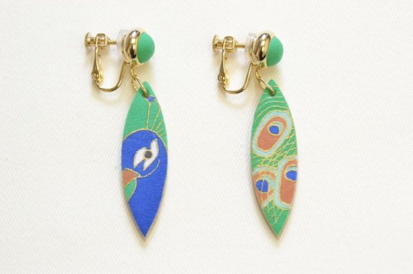 画像2: 手描友禅 イヤリング 「孔雀」 (2)