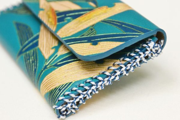 画像6: 手描友禅 レザー 名刺入れ 笹 青 (6)