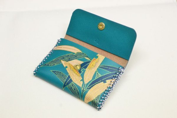 画像7: 手描友禅 レザー 名刺入れ 笹 青 (7)