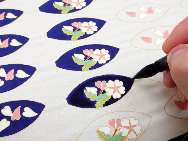 画像12: 手描友禅　ピアス　「桜」　blue (12)