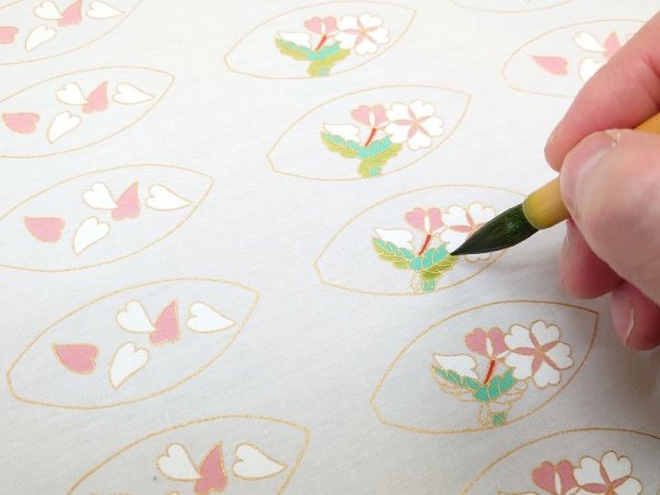 画像11: 手描友禅　イヤリング　「桜」　blue (11)