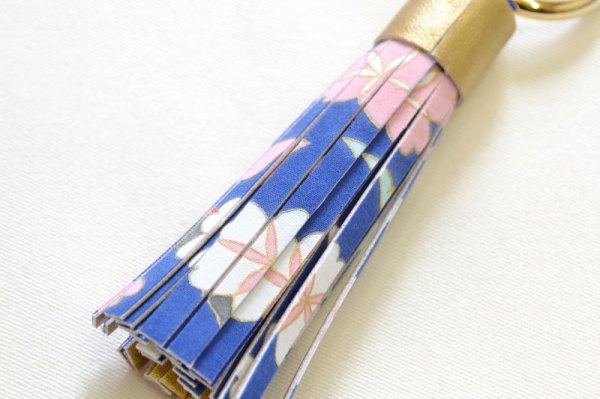 画像9: 手描友禅 バッグチャーム　「桜」　blue (9)