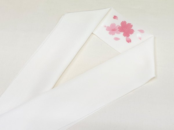 画像2: 手描友禅 半衿「ちらり」 彩 桜 (2)