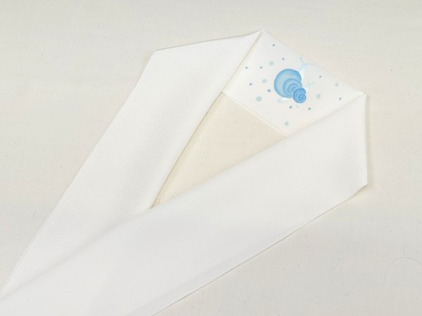 画像2: 手描友禅 半衿「ちらり」 彩 かたつむり　 (2)