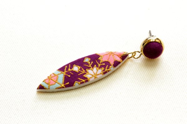 画像7: 手描友禅 ピアス 「雪華」  (7)