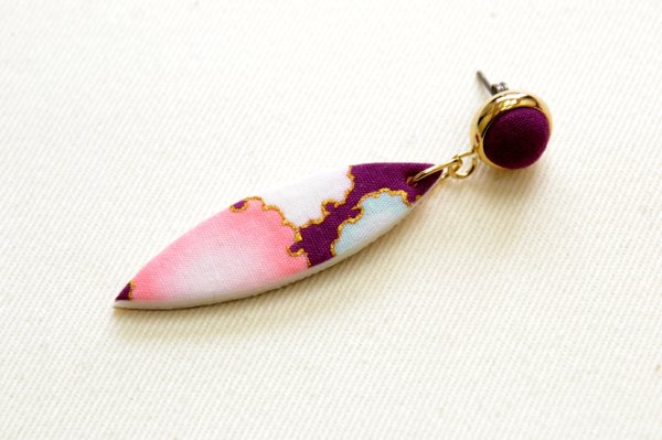 画像10: 手描友禅 ピアス 「雪華」  (10)