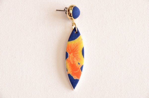 画像5: 手描友禅　ピアス　「金魚に睡蓮」　 (5)