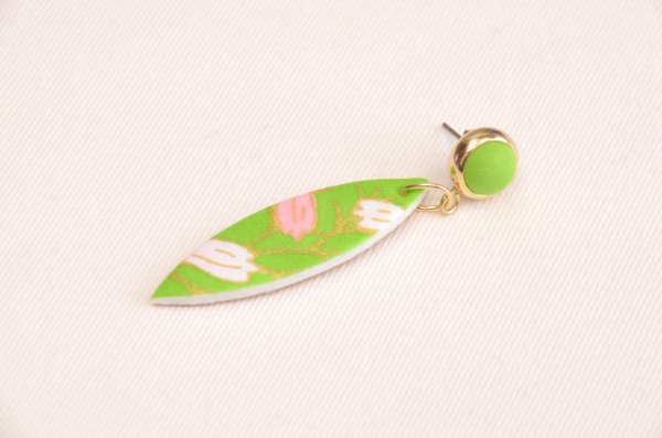 画像10: 手描友禅　ピアス　「秋桜」　 (10)