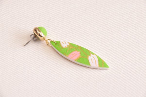 画像9: 手描友禅　ピアス　「秋桜」　 (9)