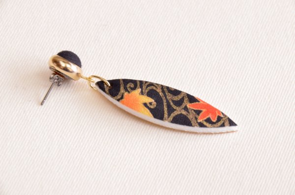 画像9: 手描友禅　ピアス　「竜田川」　 (9)