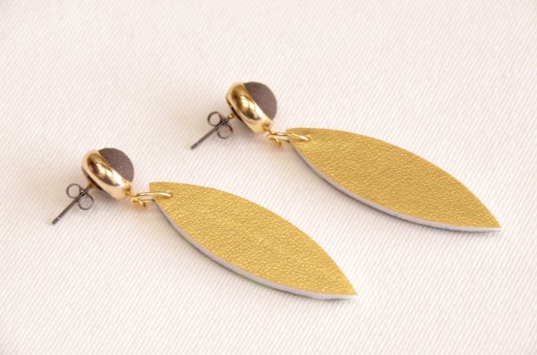 画像4: 手描友禅　ピアス　「柳に燕」　 (4)